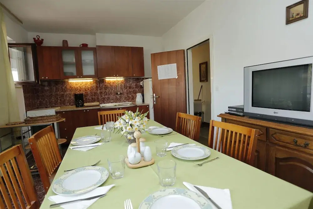 Apartment Bracholet