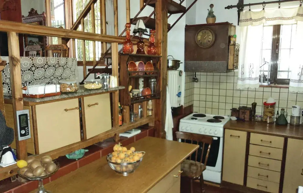 Stunning Home in Xiropigado With Wifi and 2 Bedrooms