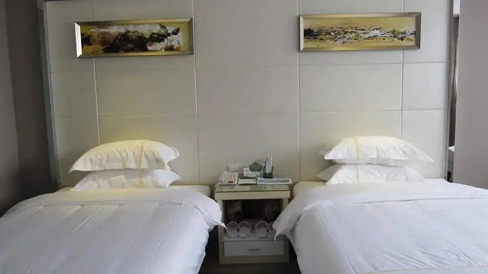 Sheng Jing Yi Jia Hotel