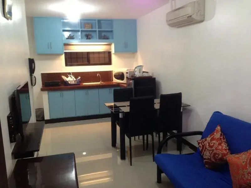 MRJJ Residences