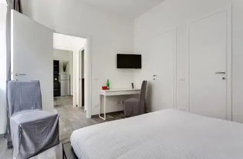 Porta Latina Suite - Private Apartment Romes Center