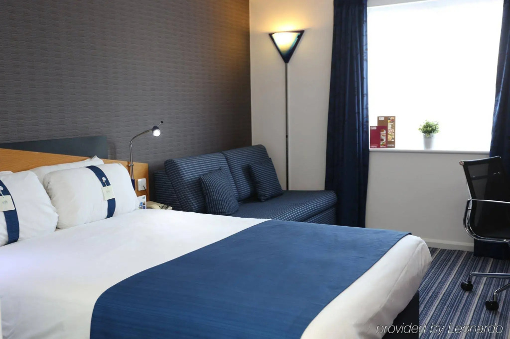 Holiday Inn Express Manchester East by IHG