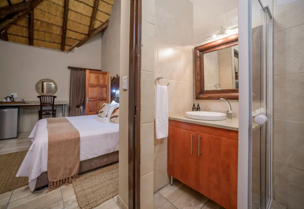 La Kruger Lifestyle Lodge - Unfenced - Unforgettable