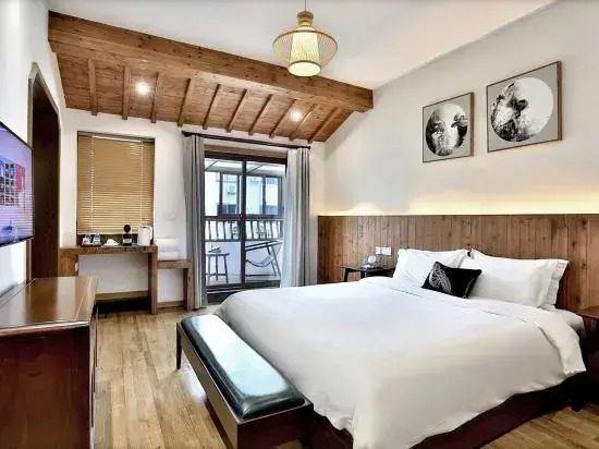 Hexin New Chinese-Style Hotel (Cultural Square Branch)