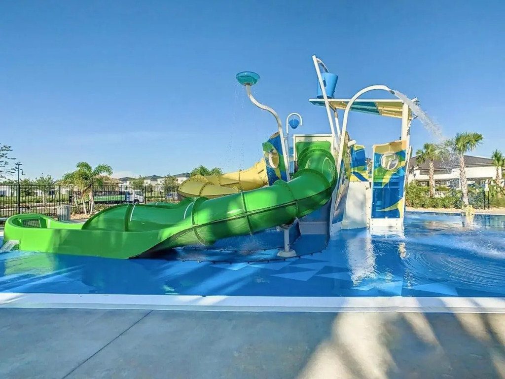 Gorgeous 3BR Condo with Laundry Room and free Waterpark