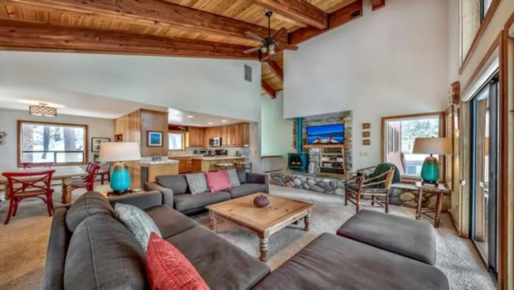 Your Roomy Northstar Retreat Awaits by RedAwning