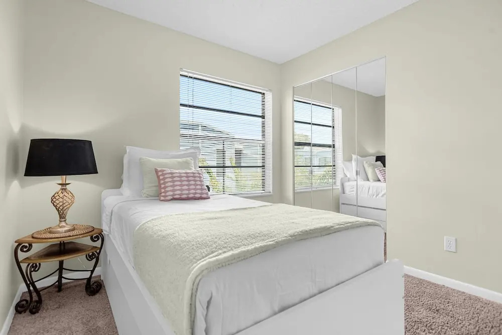 Upstay - Family Condo at Ventura Golf Country Club