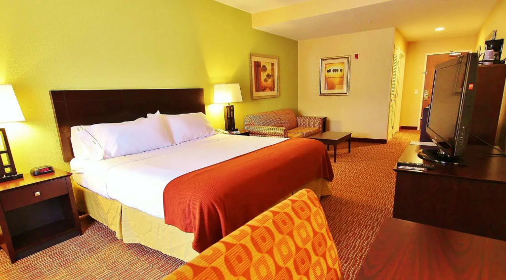 GreenTree Inn & Suites Pinetop