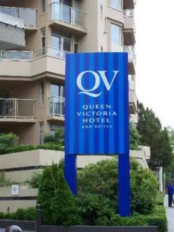 Queen Victoria Hotel & Suites