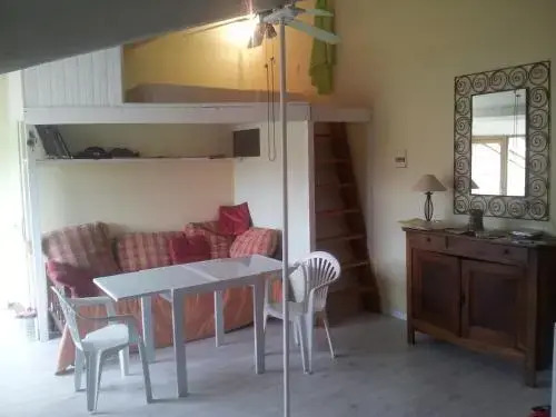 L'Ananda Studio