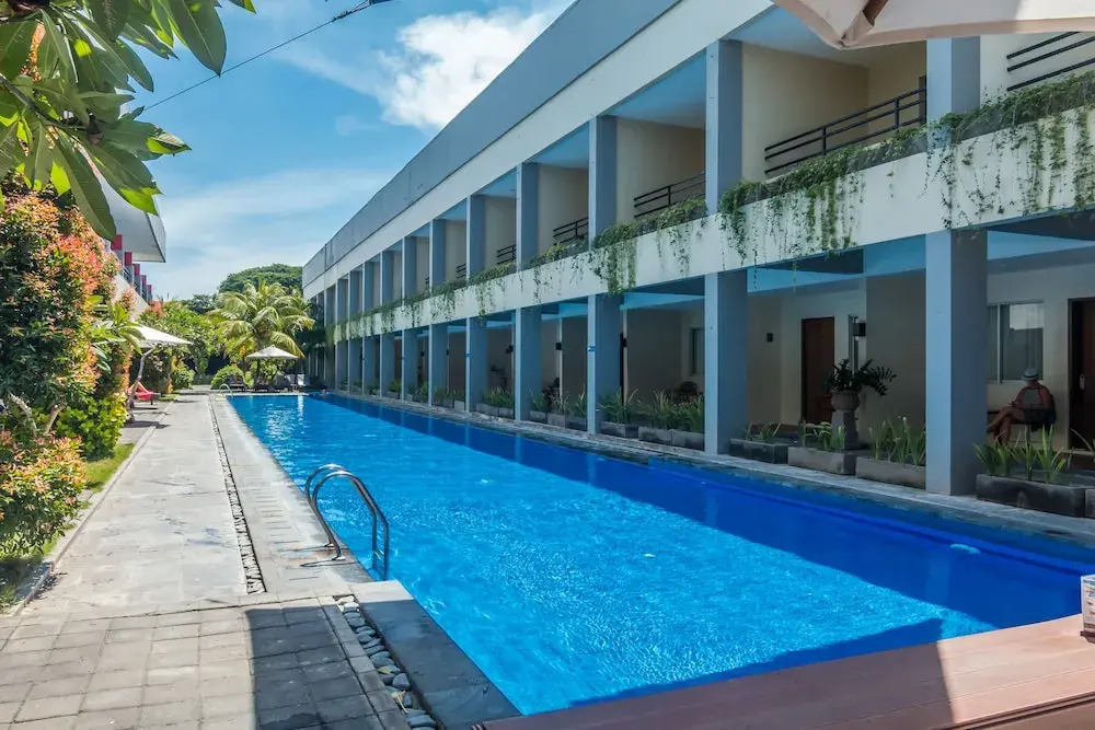 ZEN Rooms Kuta Kartika Plaza 2