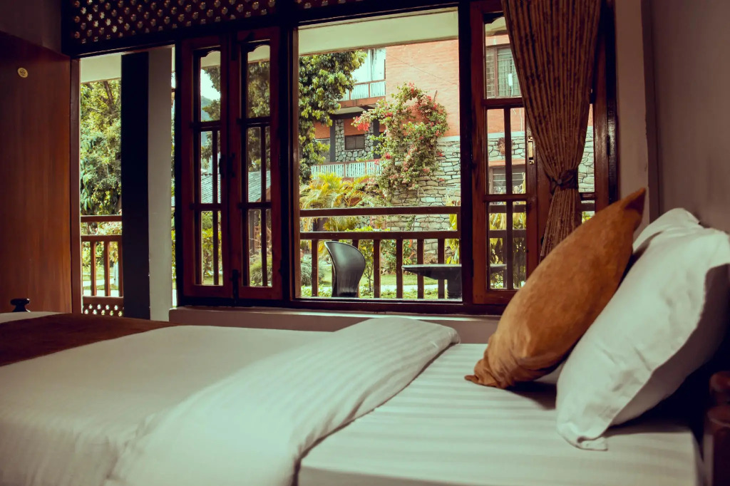 Lake View Resort