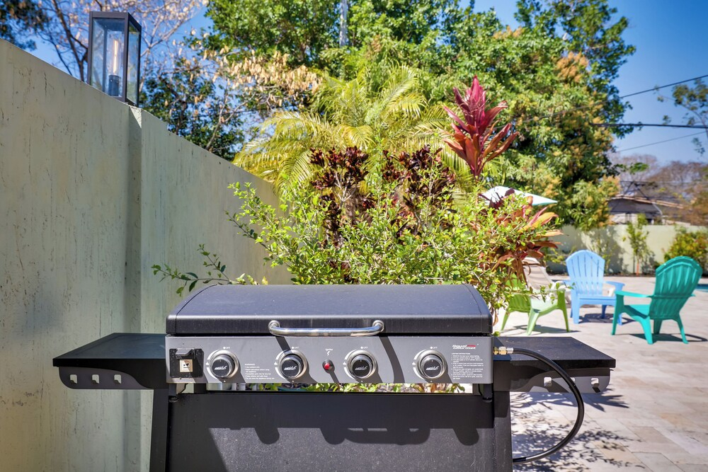 5 Mi to Beaches! Family Home in Fort Lauderdale