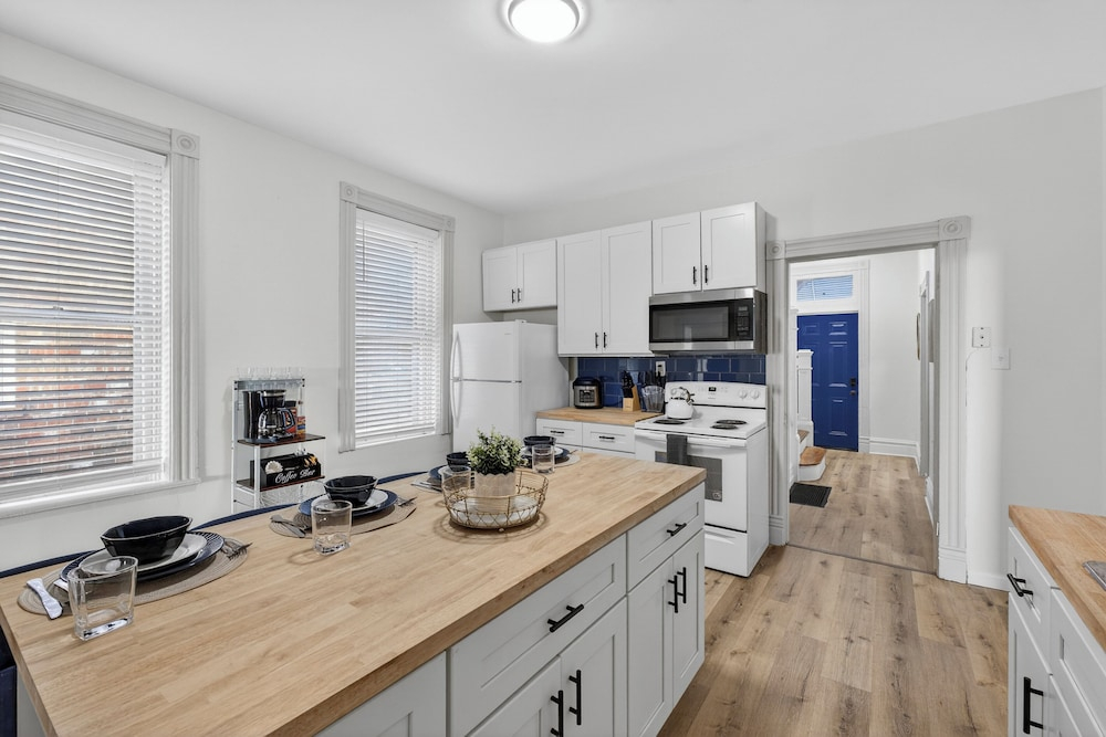Spacious 3BR House in St. Louis