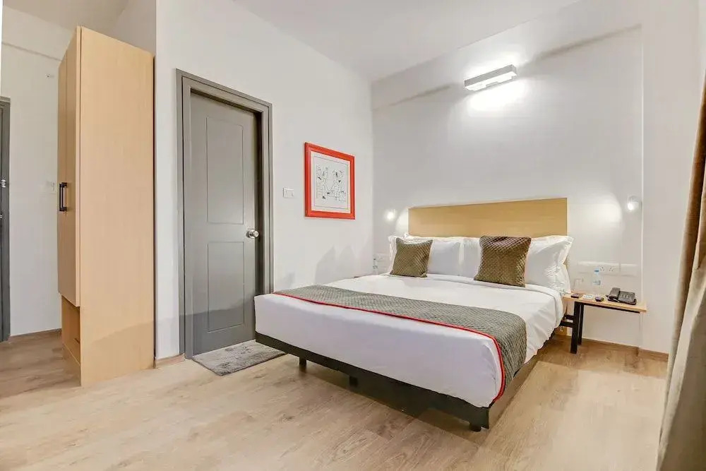 OYO Townhouse 88 Manyata Lake View