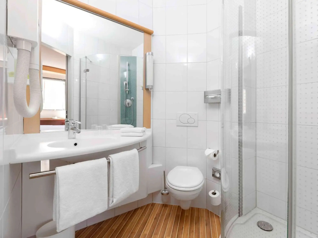 ibis Locarno