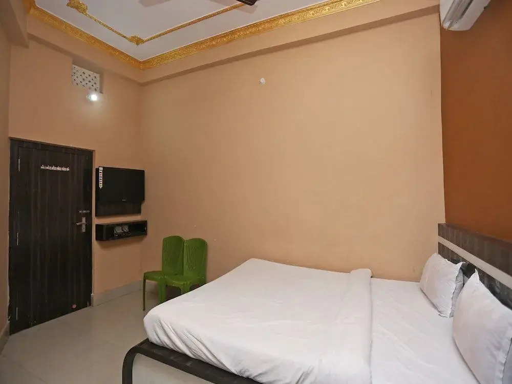 Maa Tara Hotel by OYO Rooms