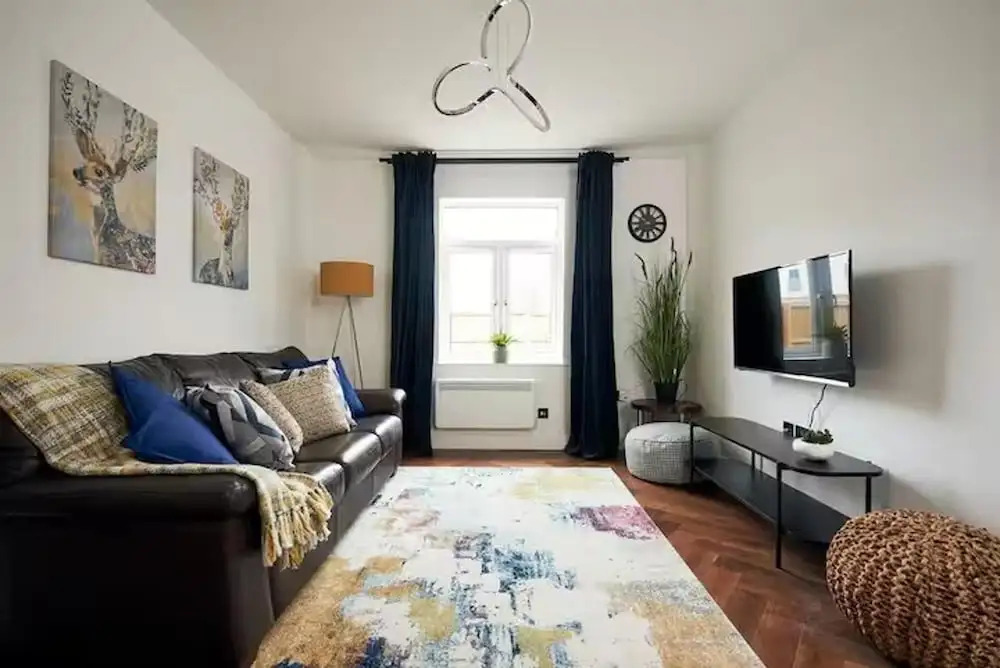 Apartment Sleeps 5 With Parking
