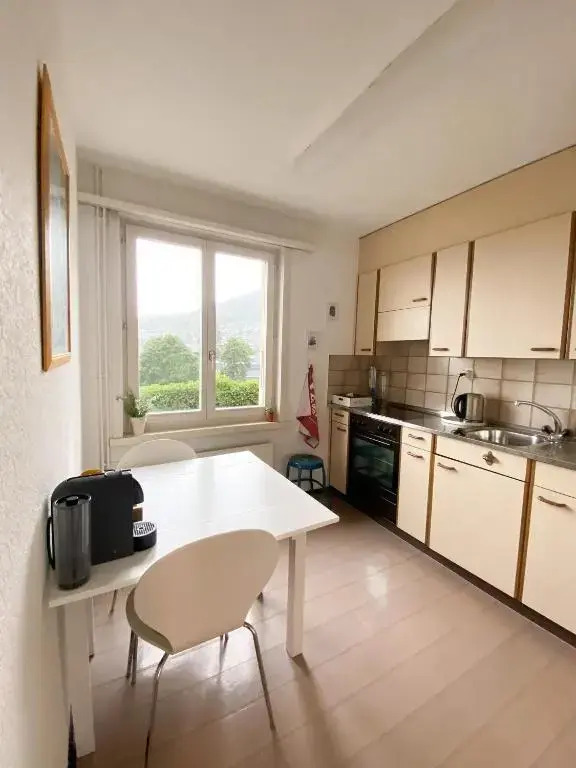 NEB-THUN LODGE`s Appartement 1 Hilterfingen Ringstrasse 6
