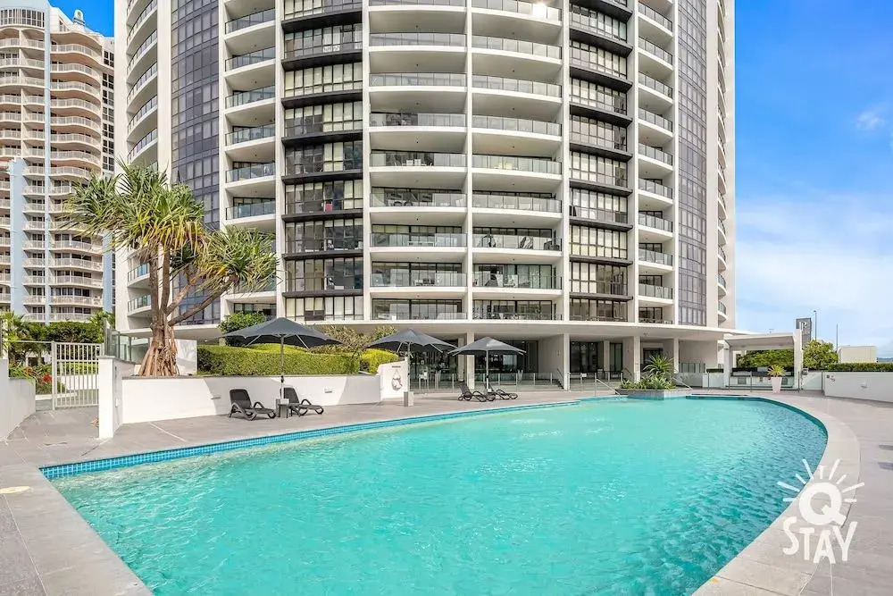Sierra Grand Apartments - Hosted by WowStay