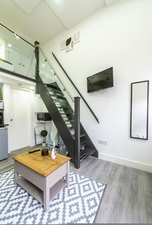 Studio in Central Reading- Next to Town Centre