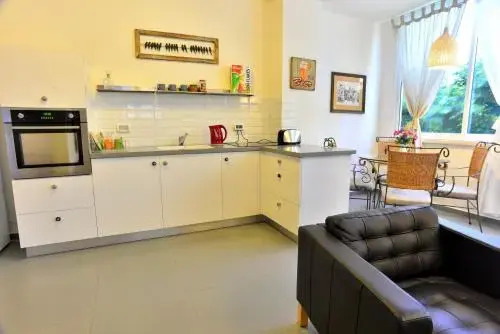 Ziv Apartments - Hayarkon 196