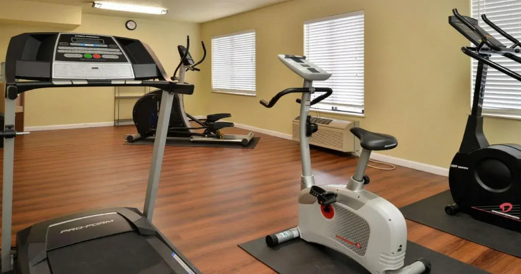 Quality Inn & Suites Fort Worth - Fossil Creek