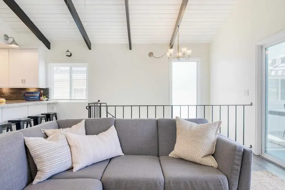 Surfrider II by Avantstay Walk to the Beach + Balcony