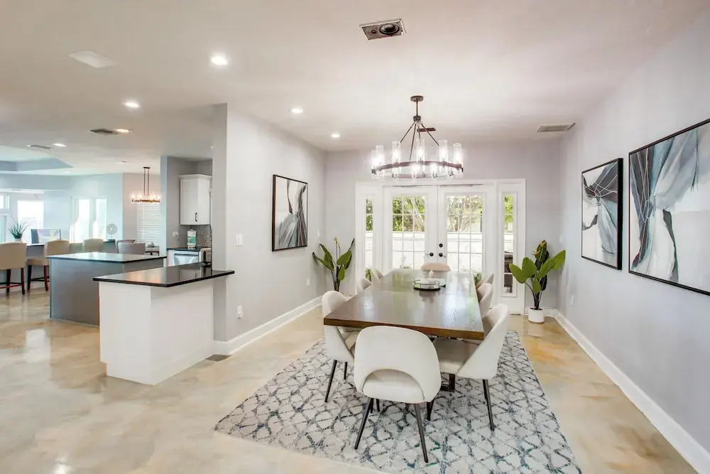 Riverfront Fort Myers Luxury Home w/ Heated Pool