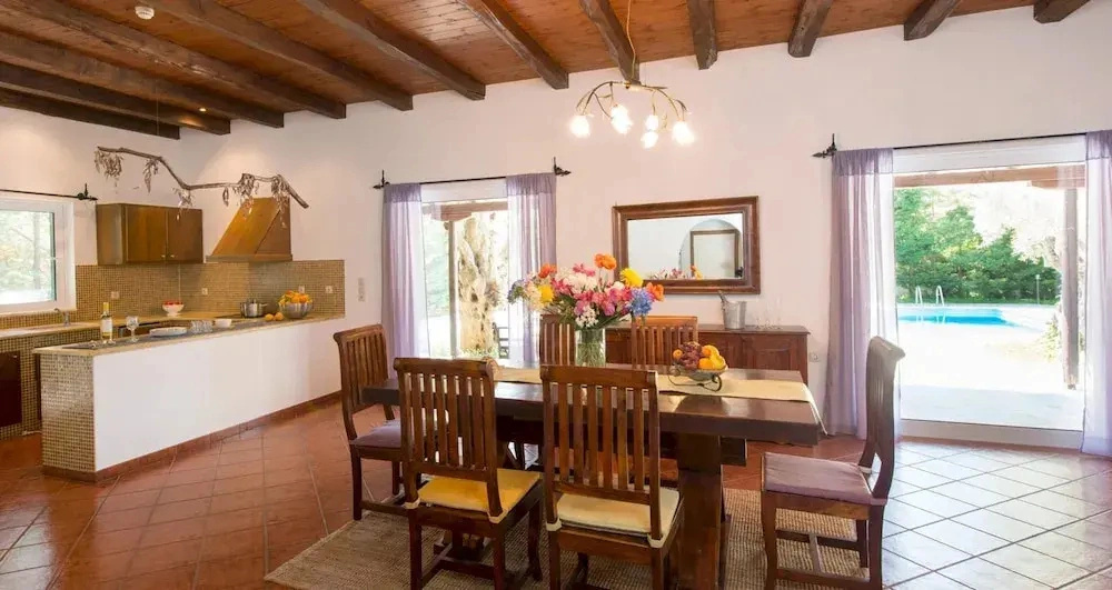 Mousses Villas - Villa Pollox - A Detached Three-bedroom Villa With Private Pool and Access to Childcare Facilities
