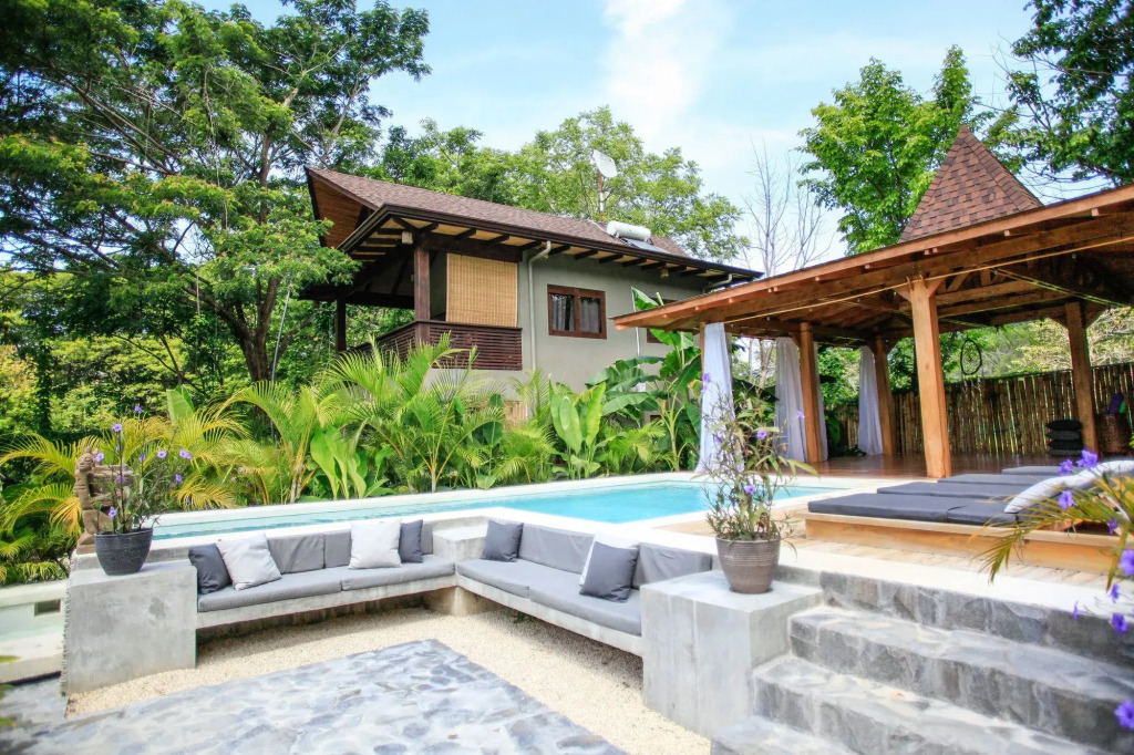 Lua Villas