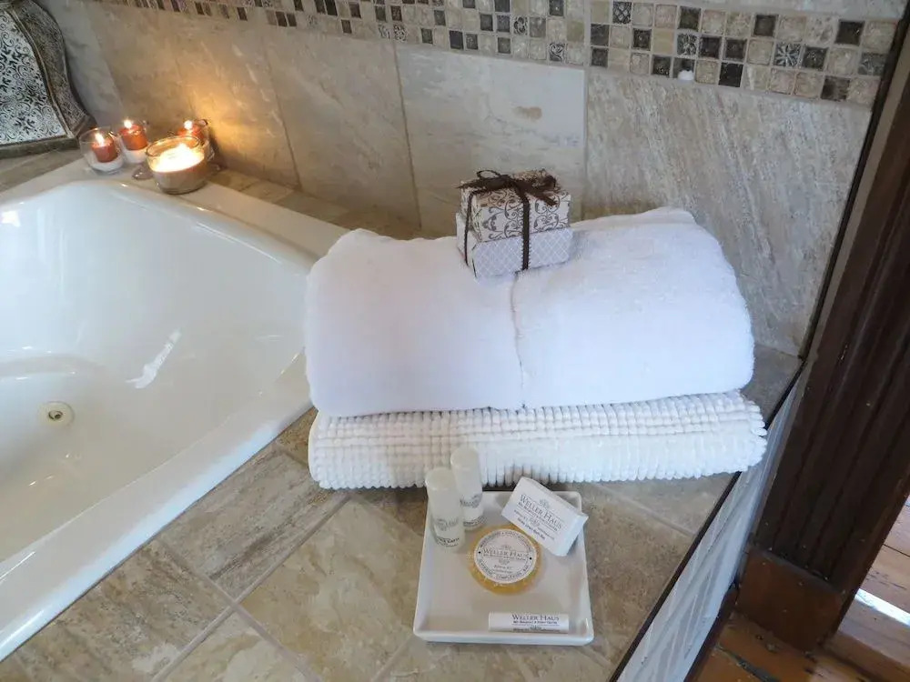 Weller Haus Bed, Breakfast & Event Center