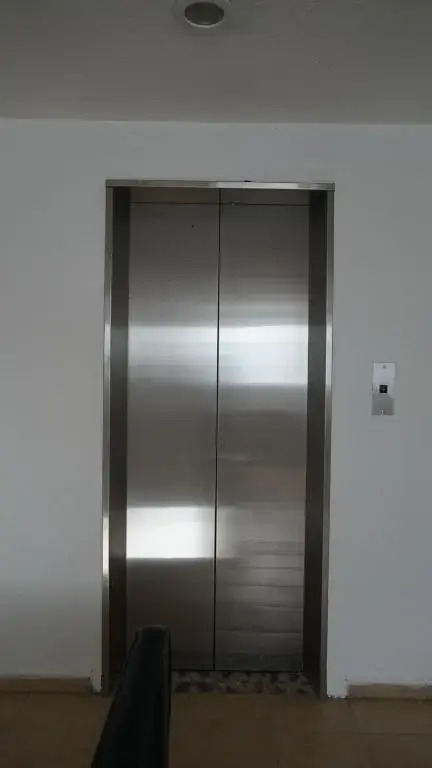apartamento completo 6 huéspedes incluye acceso al club burgos cuernavaca