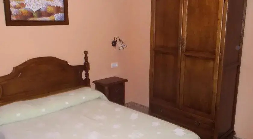 Hostal Monteolivos