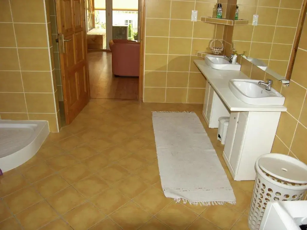 Hunyadi Apartment