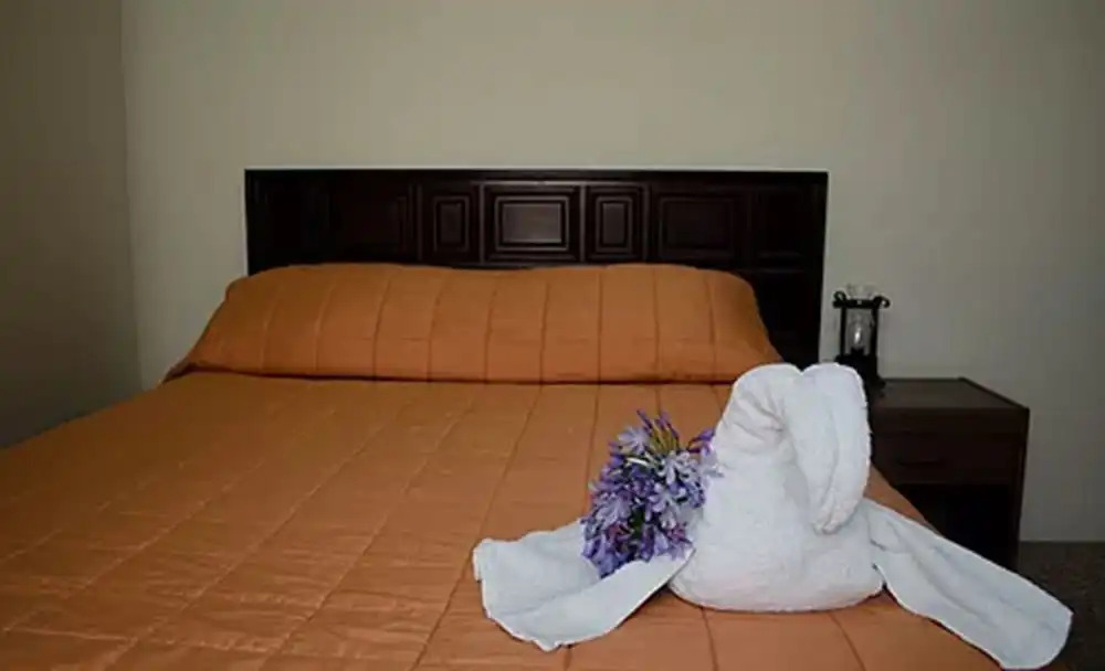 Hotel y Bungalows Santa Ana