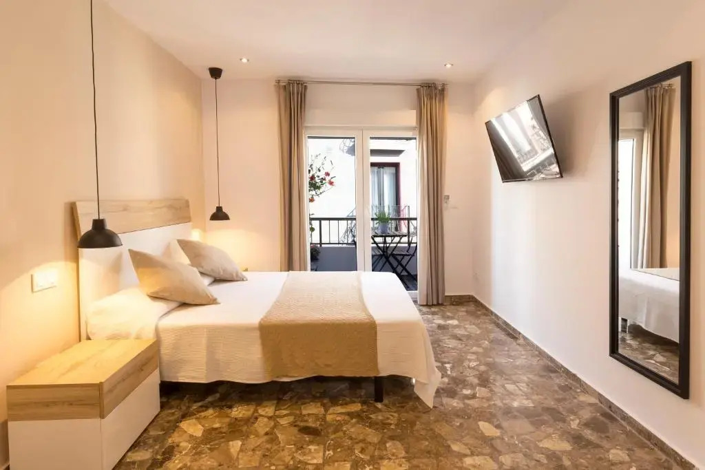 Room Boutique 32