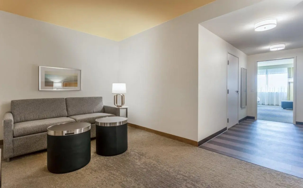 Holiday Inn & Suites Cedar Falls-Waterloo Event Ctr by IHG