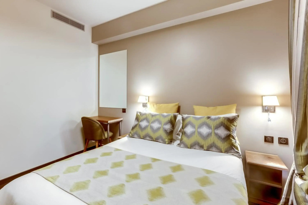 Hotel Opera Maintenon