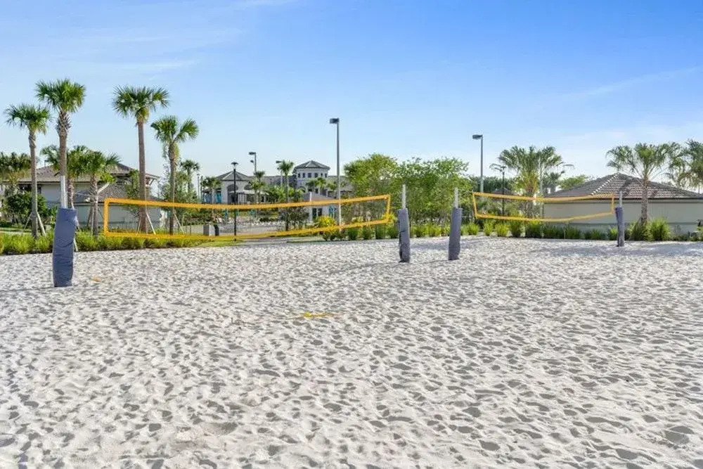 Charming Vacation Townhome with Pool CG1576