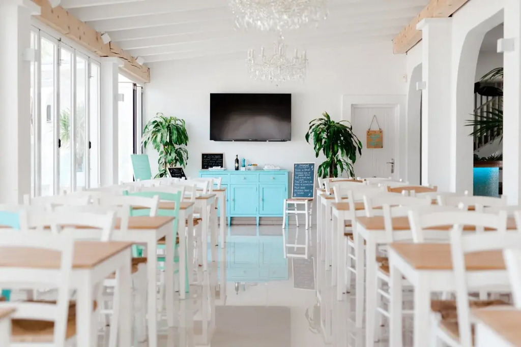 ENDLSS BEACH & DISCO HOTEL IBIZA Adults Only