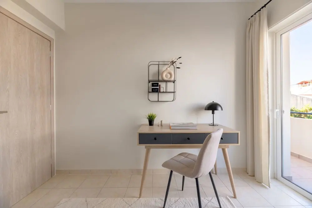 Superior 3BR Apartment in Chalandri