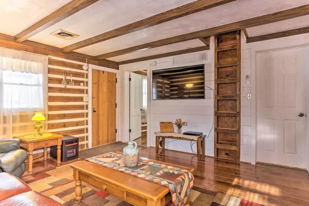 'maltese Ranch Cabin' Near Medora Attractions!