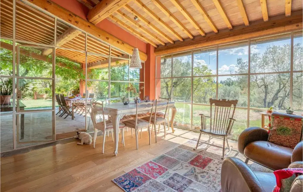 Stunning Home in Impruneta With 3 Bedrooms and Wifi