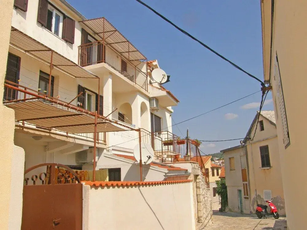 Apartments Vladimir