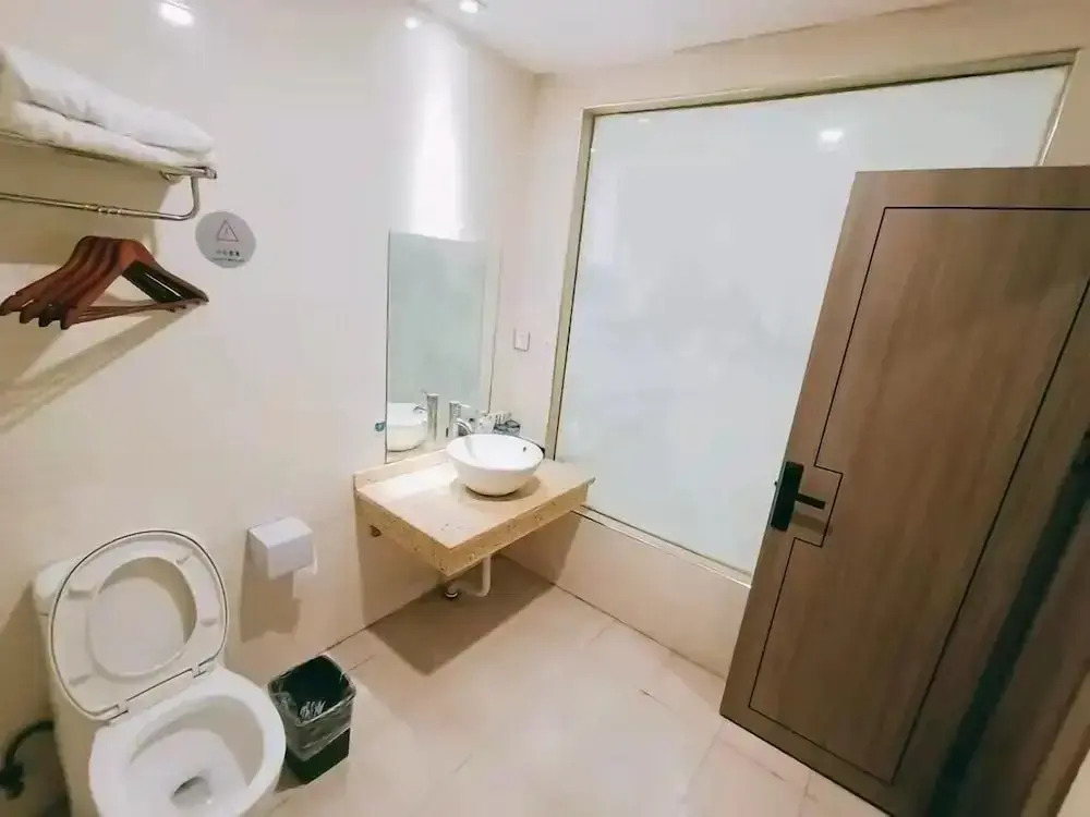 TOWO Shangpin Hotel
