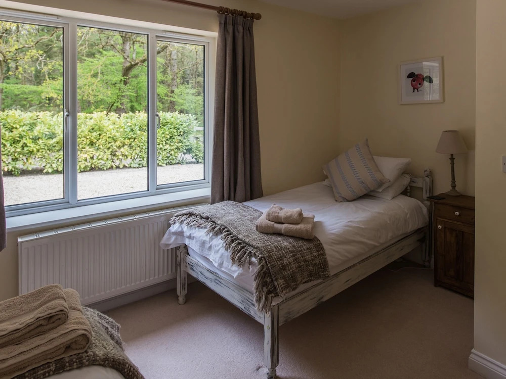 Farley Lodge