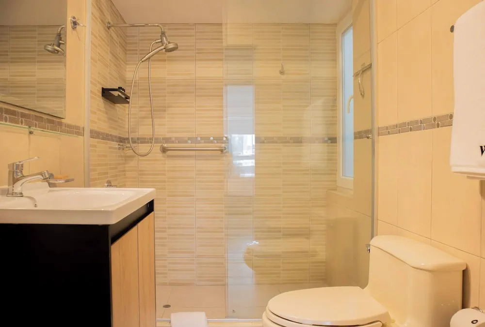 Striking 1BR in Miraflores