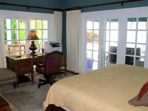 The Dolphin House Home