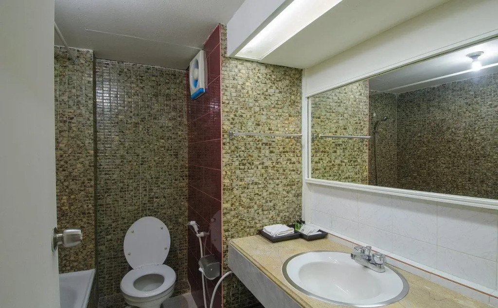 Amarin Nakorn Hotel